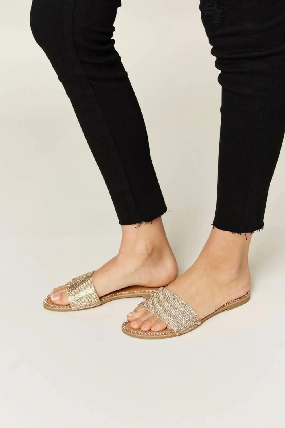Shimmering rhinestone sandals - Love Salve